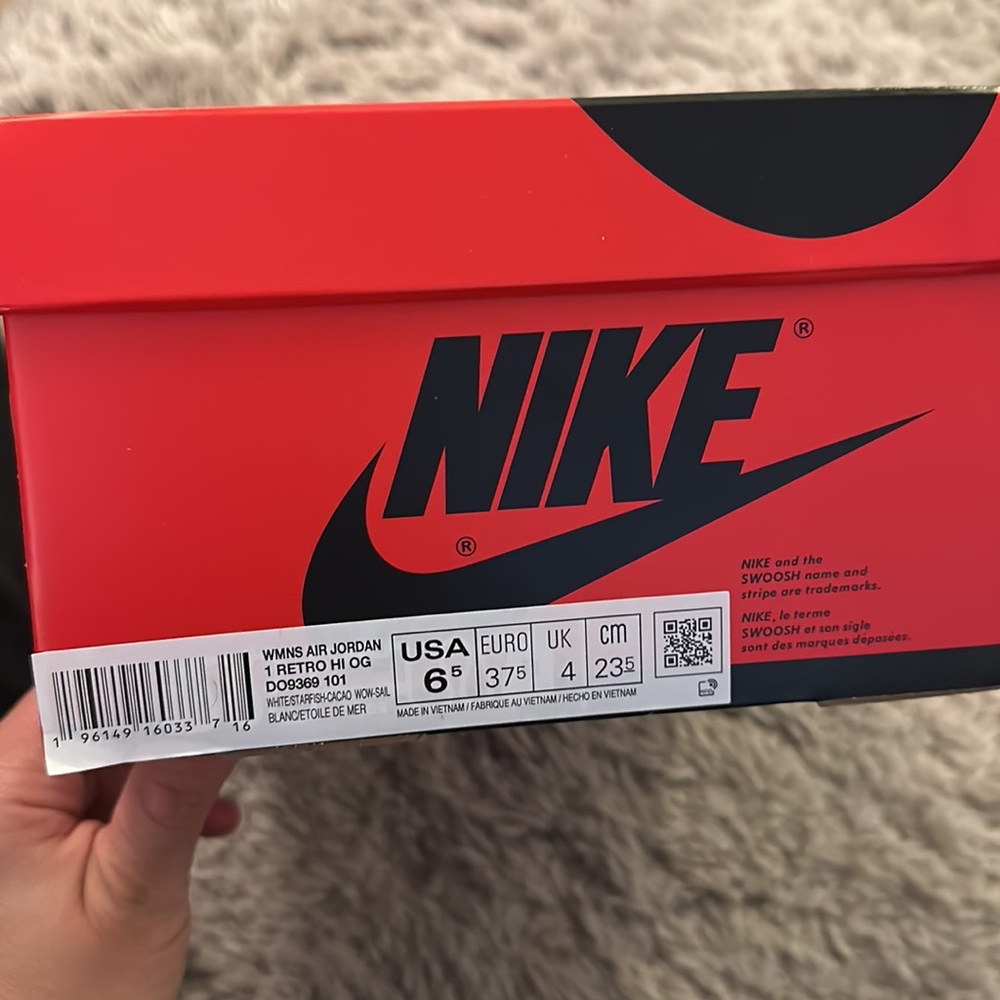 Nike SNKRS Air Jordan 1 Retro High OG in orange and brown, sz 6.5, worn once! - Picture 8 of 8